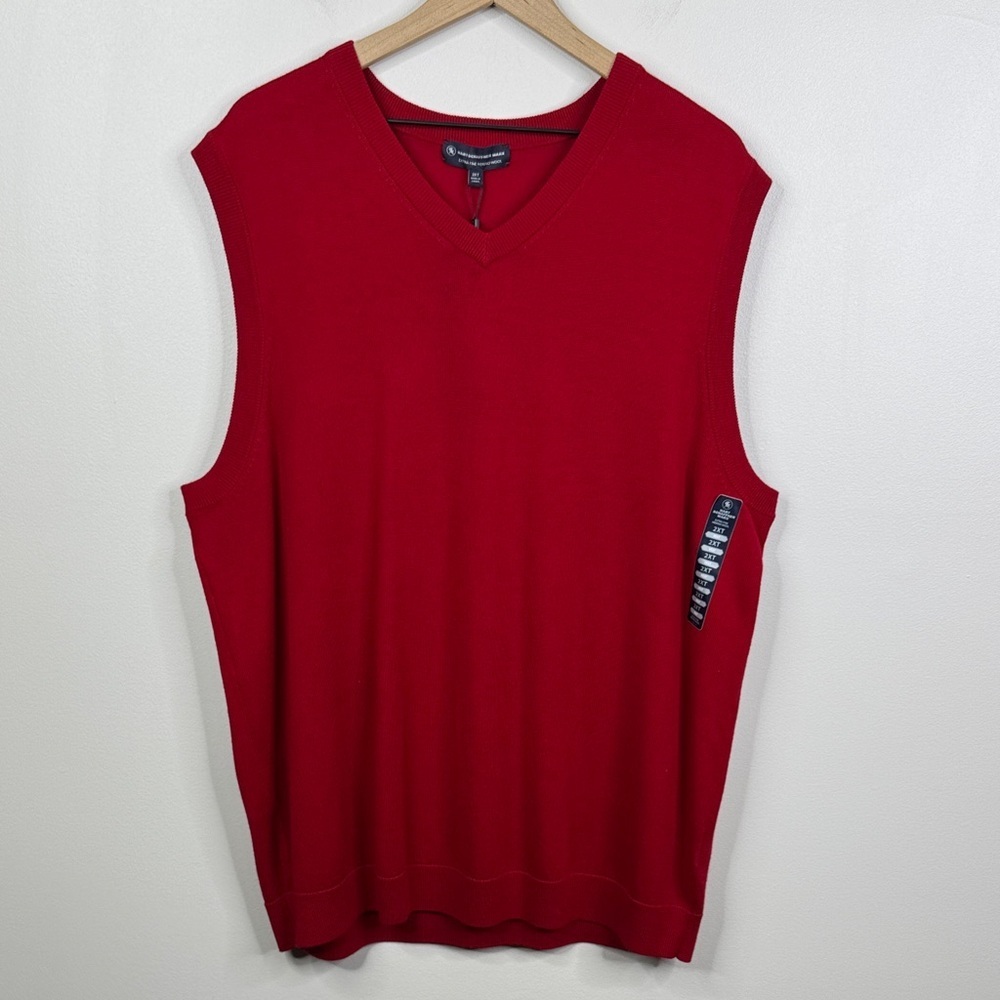 Hart Schaffner Marx 2XLT Red V-Neck Sweater Vest 100% Extra Fine Merino Wool NWT
